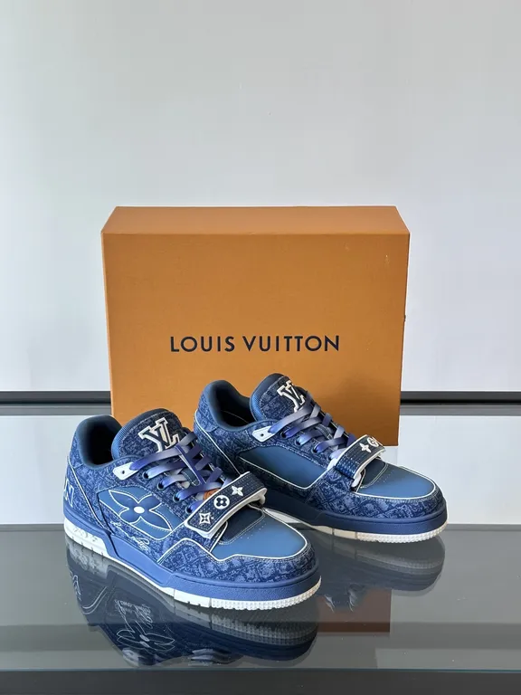 Louis Vuitton Shoe 